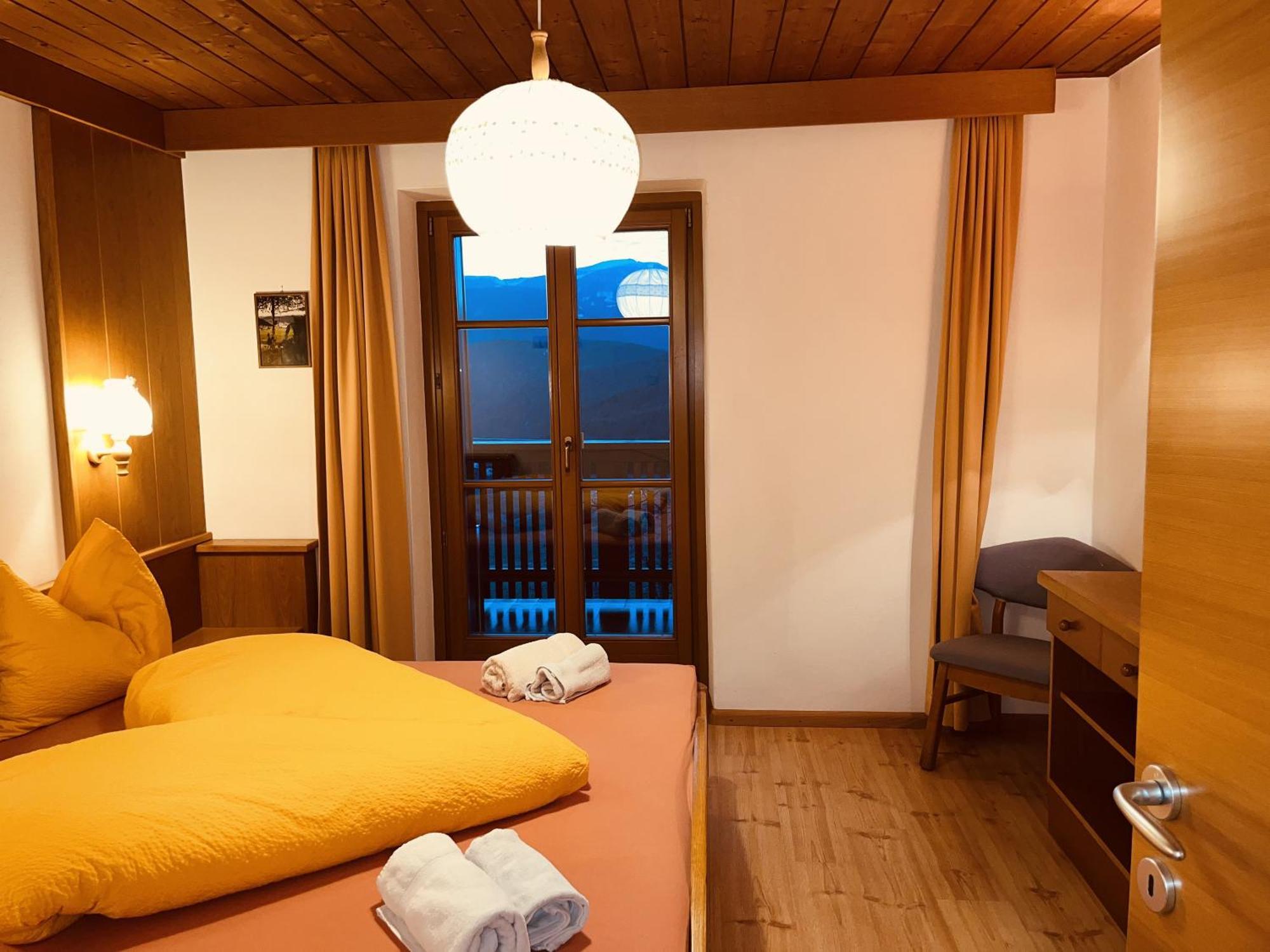 Residence Zirmer Wohnung Wasser Кастелрото Екстериор снимка