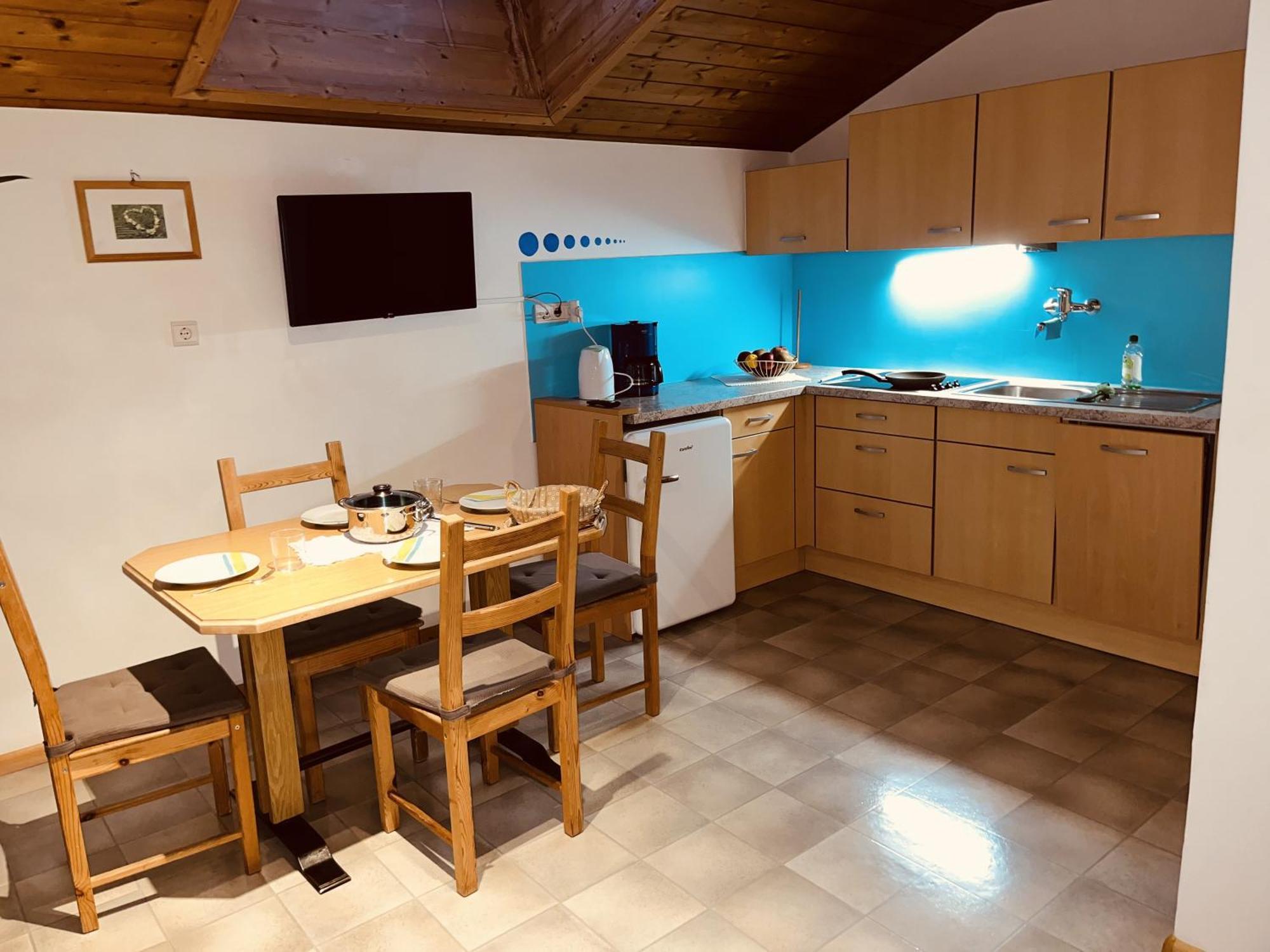 Residence Zirmer Wohnung Wasser Кастелрото Екстериор снимка